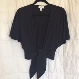 Front tie Shrug